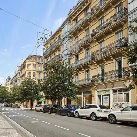 Versalles - The Collection * San Sebastian